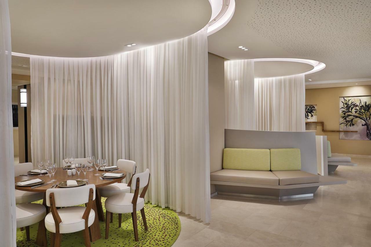 Park Mall Hotel & Conference Center Сетіф Екстер'єр фото